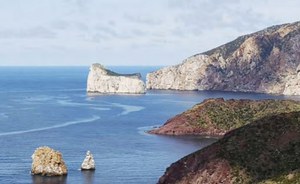 Paesaggi sensibili: spiagge, dune, falesie, miniere e musei del territorio. Giacimenti culturali per il geoturismo